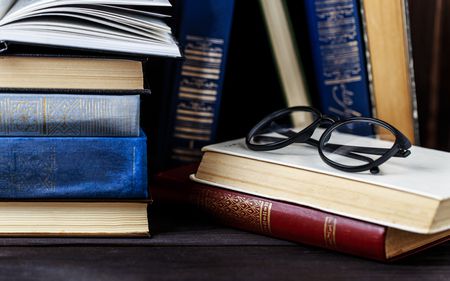 هنا ستقرأ أسماء أهم شعراء العصر الجاهلي ومعلومات عنهم