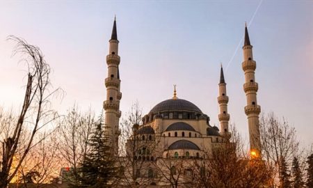 ألبانيا , Albania , نموذج للدول الإسلامية في القارة الأوروبية