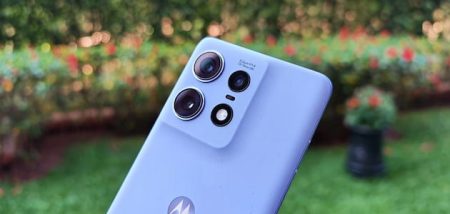 مراجعة هاتف Motorola Edge 50 Pro