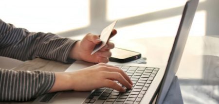 حتى لا يضيع مالك.. لا تربط حسابك البنكي بتطبيقات الدفع!