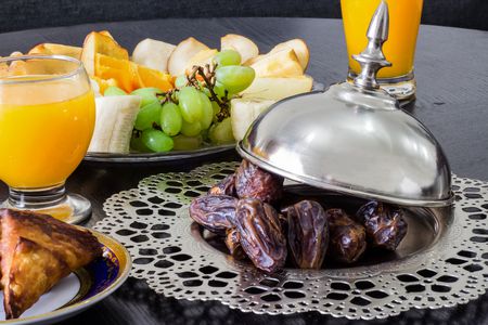 صورة , العادات الغذائية , طعام , تمر , شهر رمضان