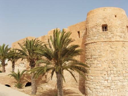 جربة التونسية ، تونس ، السياحة ، سيدي محرز ، ميدون ، جرجيس ، المتحف الشعبي