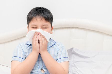 صورة , طفل , مريض , الإنفلونزا الموسمية , نزلات البرد