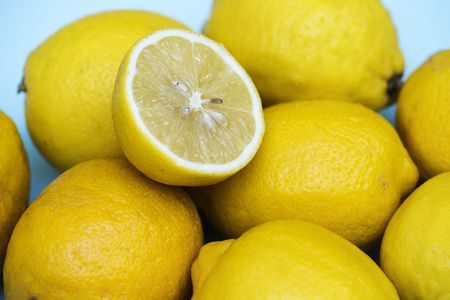 حمض الستريك, lemon , حمض الليمونيك , صورة