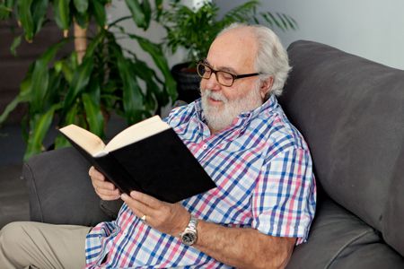 صورة , رجل , كبار السن , القراءة , وقت الفراغ