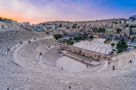 معلومات عن عمان عاصمة الأردن وهذه صورة المسرح الروماني